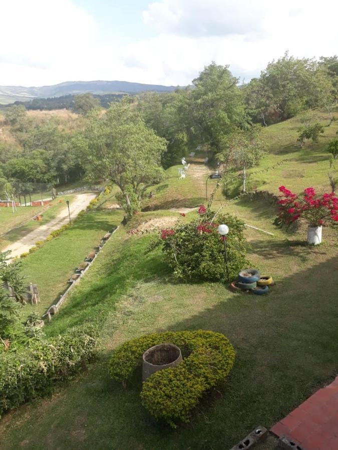 Hotel Campestre La Loma Curití 외부 사진